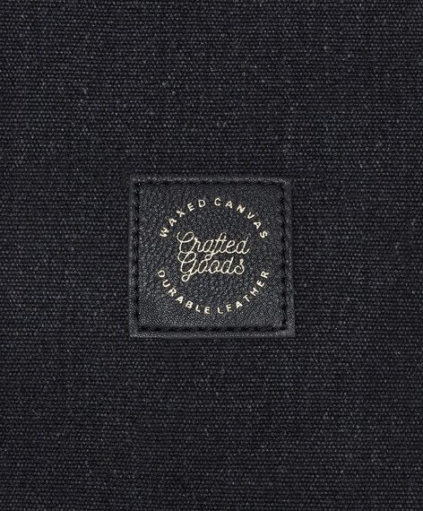 Lifve-Store-Hamburg-Eppendorf-Herrenmode-Denim-Jeans-Schott-Edwin-Vans-01_souve_blackcanvas_86eb266c-d2ce-46f4-97e8-ff39b1ae1444_grande