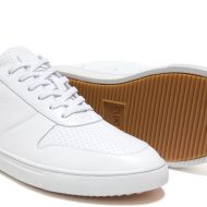 Lifve-Store-Hamburg-Eppendorf-Herrenmode-Denim-Jeans-Schott-Edwin-Vans-Pig-Hen1424082223Gregory_SP_White_Leaher_3_4_V23A9135_AAA